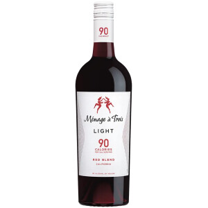 MÉNAGE À TROIS LIGHT RED BLEND